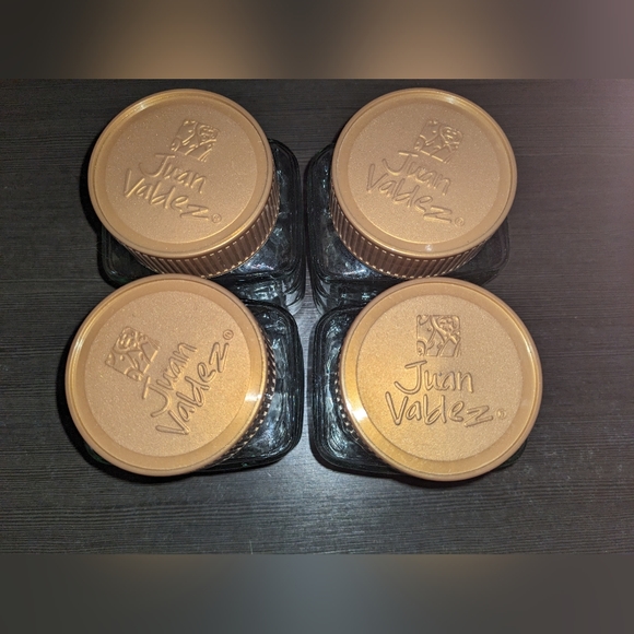 4 Glass Jars with Lids - Picture 5 of 6